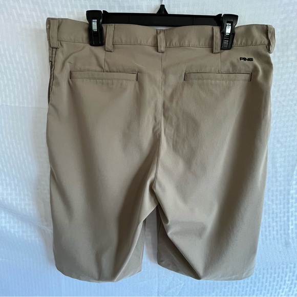 Ping SensorCool Flat Front Golf Shorts Tan Size 34 Waist - Picture 2 of 9